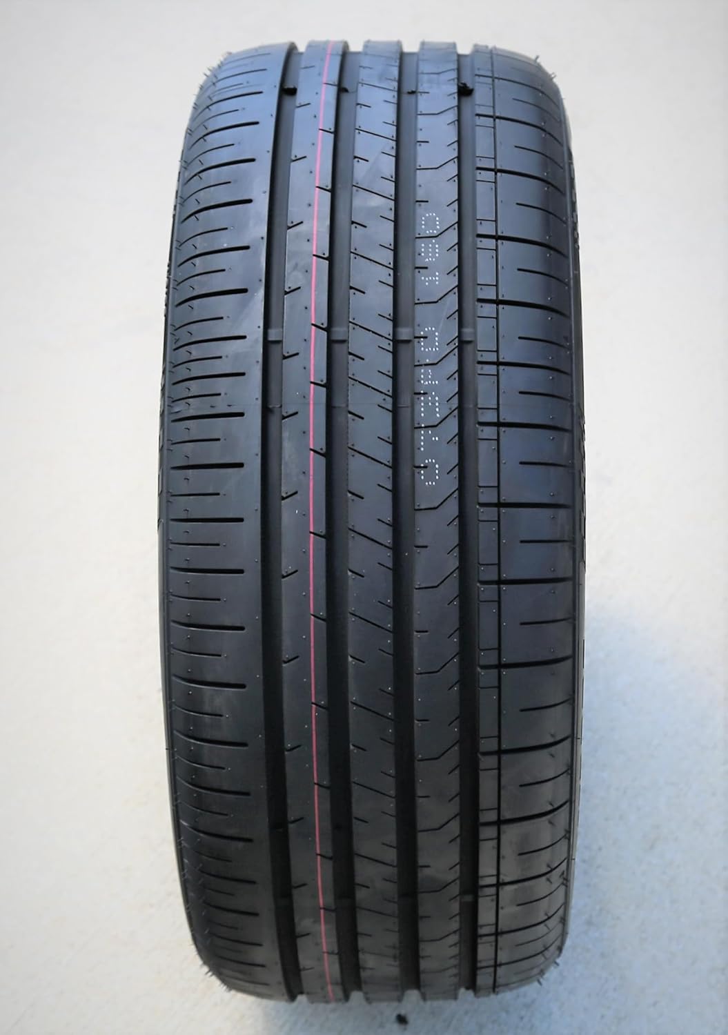Armstrong BLU-TRAC HP UHP Tire - 225/55 R16