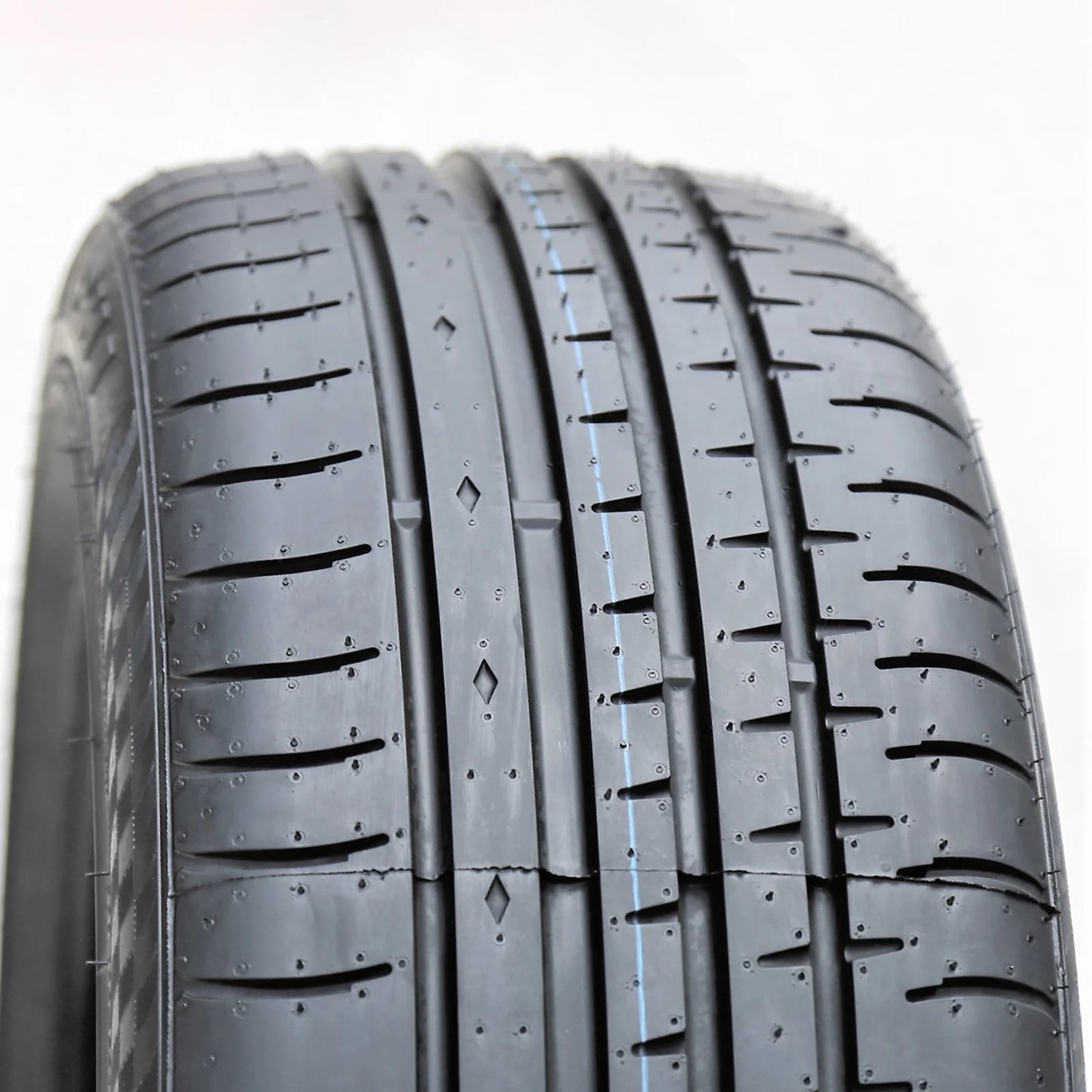 Set of 4 (FOUR) Accelera Phi 245/45R17 High Performance Tires
