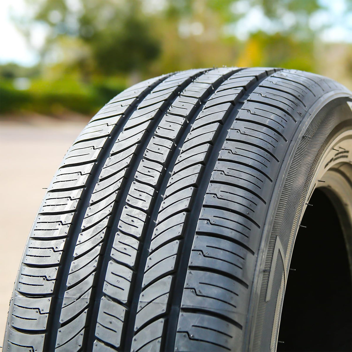 Reliant Set of 2 Landspider Citytraxx G/P 225/70R15 100H SL 15 inch Tires