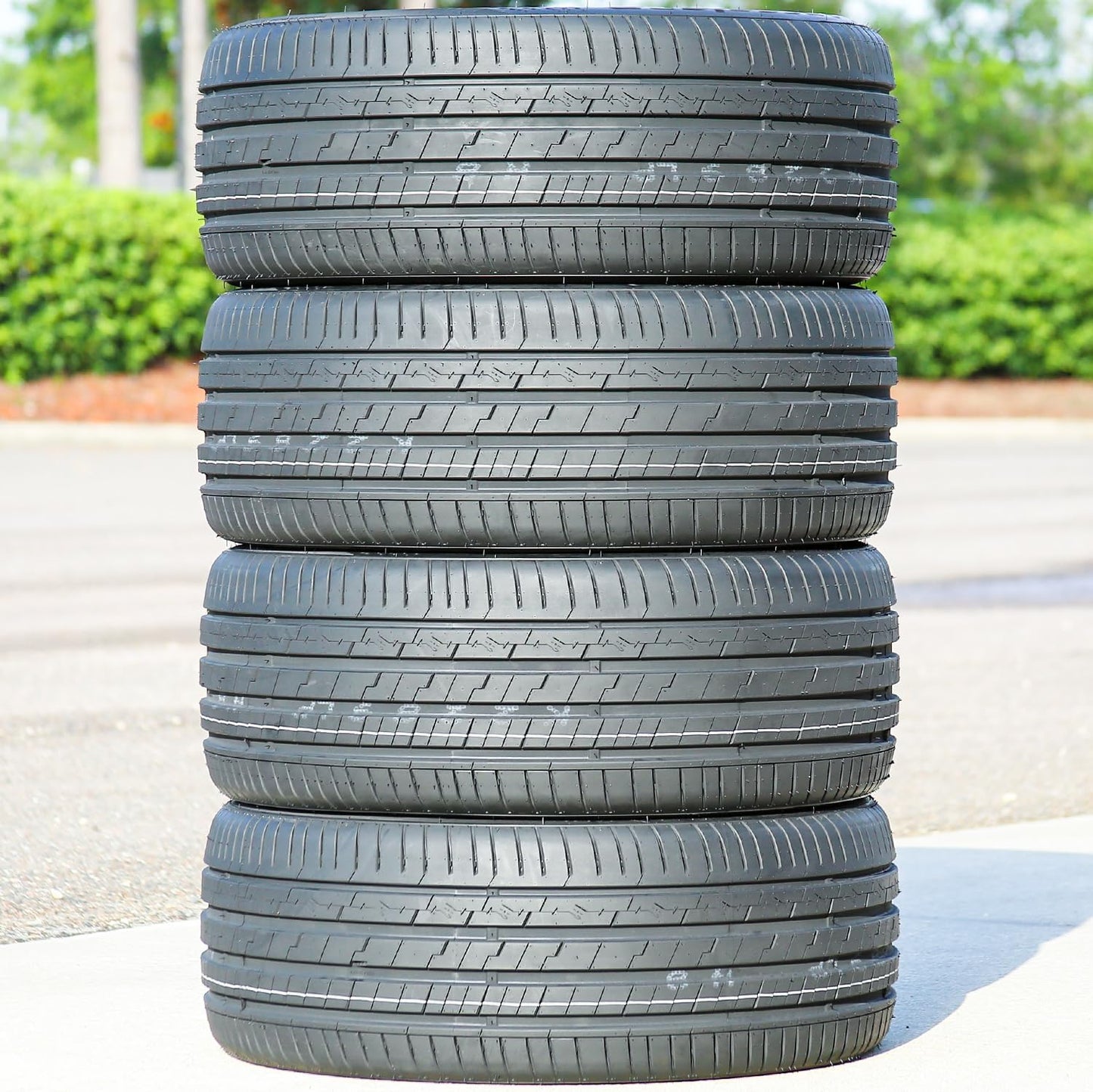Reliant All-Season Performance Tires (215/50R18 - Set of 4)
